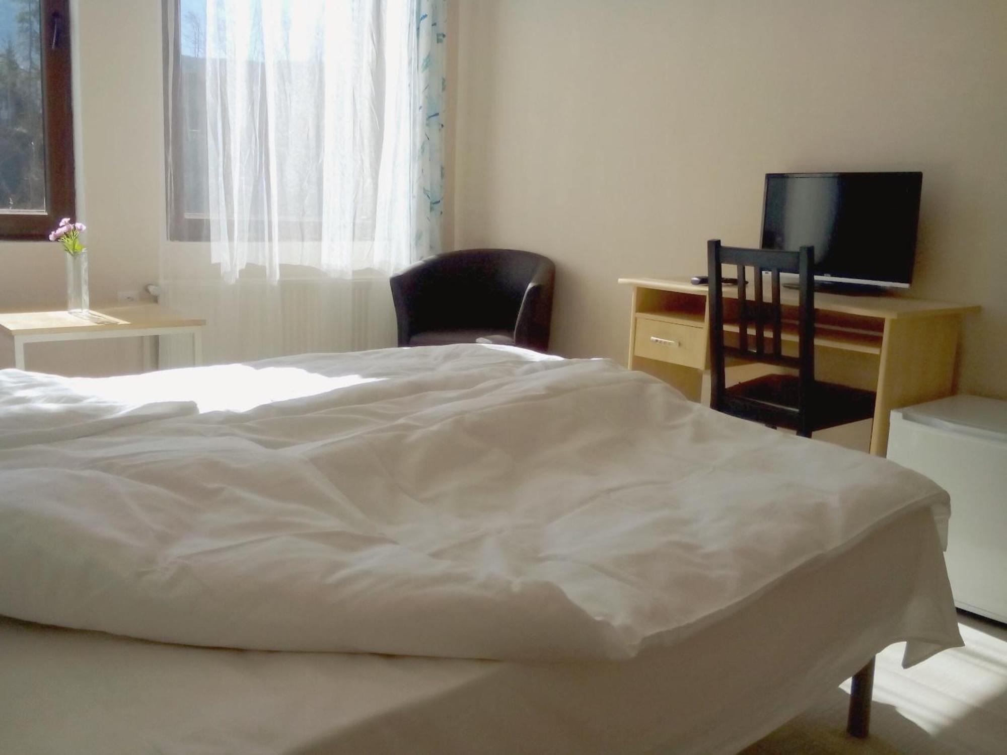 Hotel Hinovi Hvoyna Cameră foto