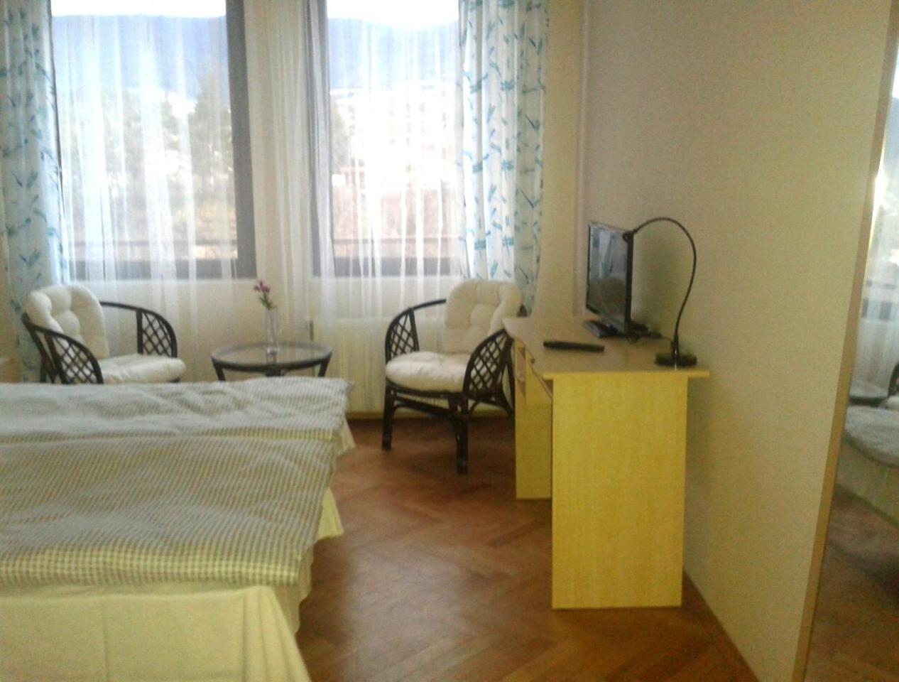 Hotel Hinovi Hvoyna Cameră foto